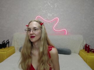 LizzieBrait Porn Show