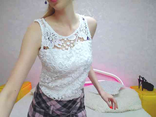 LizzieBrait webcam