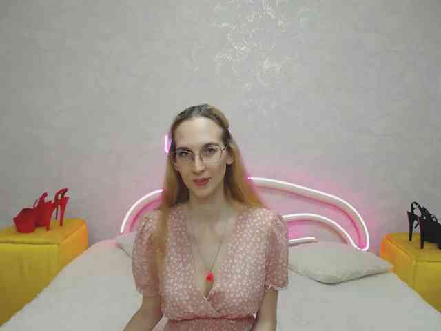 LizzieBrait webcam