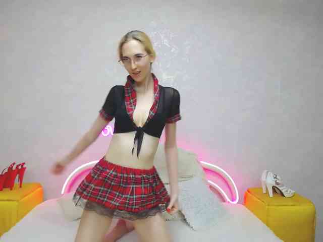 LizzieBrait webcam