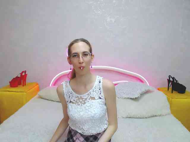 webcam sex chat LizzieBrait