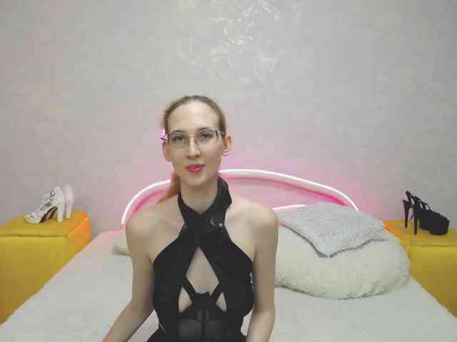 LizzieBrait webcam