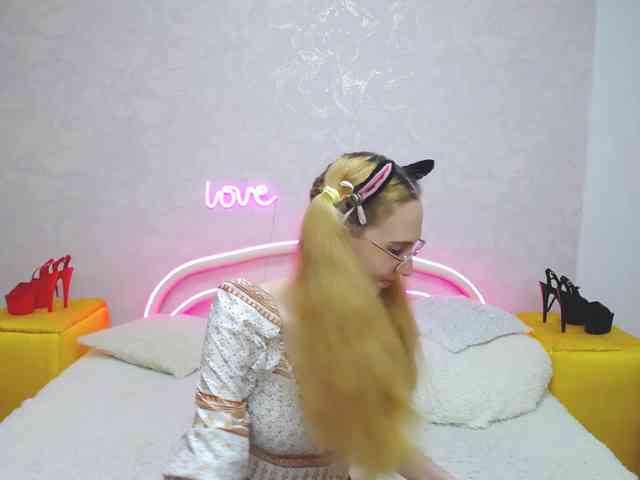 LizzieBrait Live Webcam on BongaCams LizzieBrait Live Webcam on BongaCams