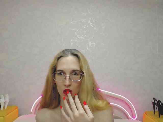 LizzieBrait webcam