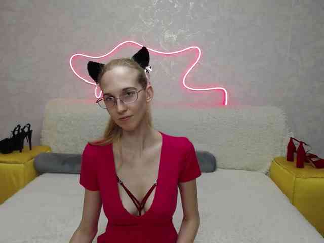 LizzieBrait webcam