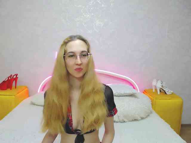 LizzieBrait webcam