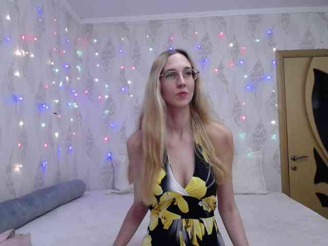 LizzieBrait webcam