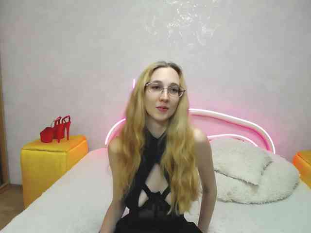 LizzieBrait webcam