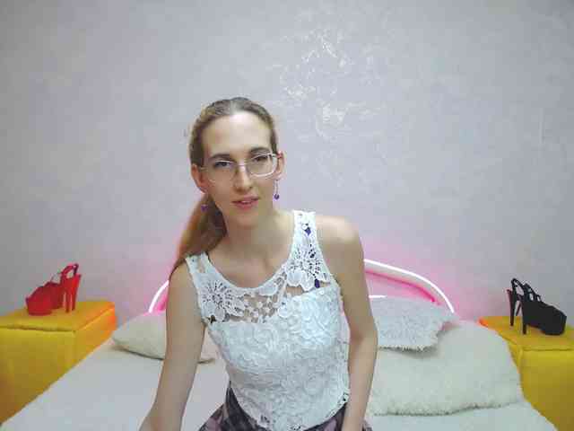 LizzieBrait webcam