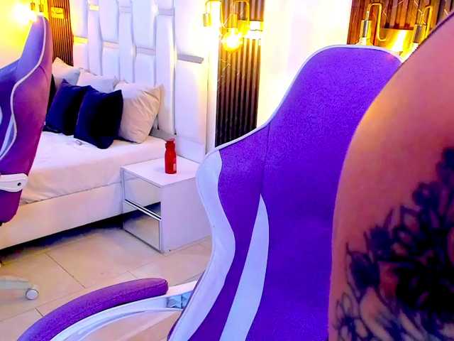 tamhyferrara's BongaCams show and profile