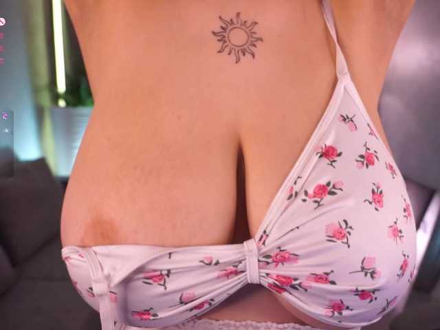 AnuricBriny's BongaCams show and profile