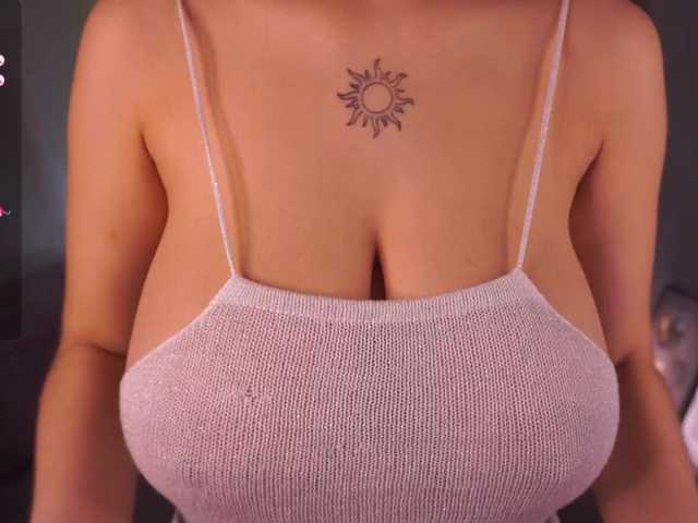 AnuricBriny's BongaCams show and profile