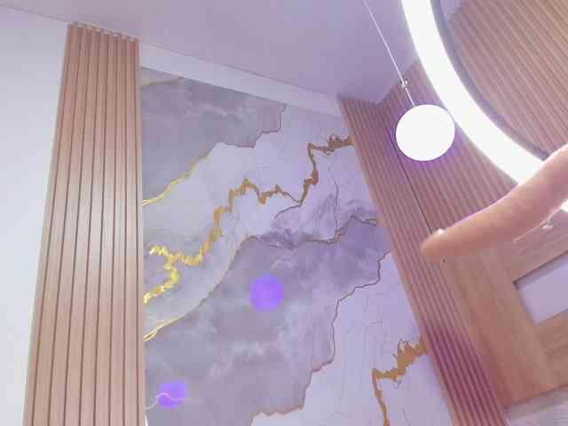 ELIFBLOND webcam