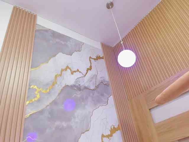 ELIFBLOND webcam