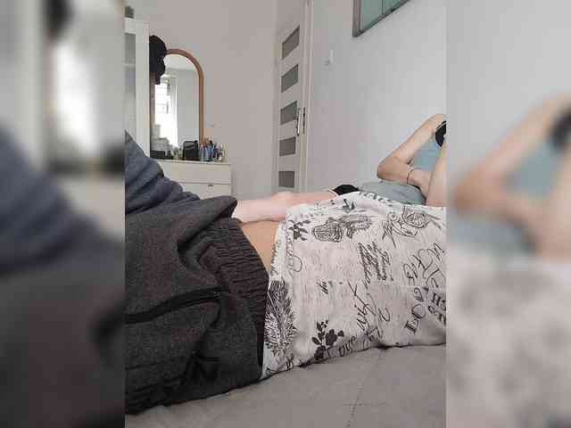 AmorFatiaa webcam