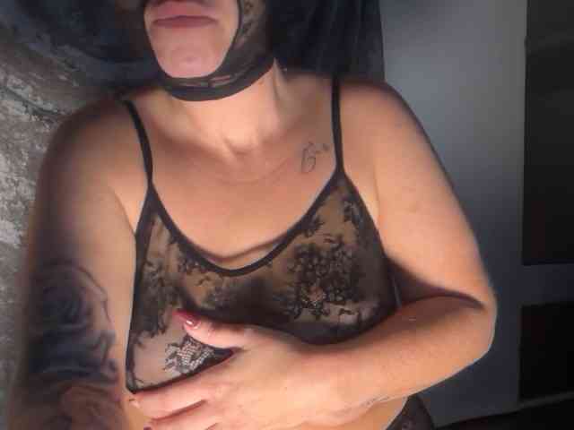 NaughtyCouple8988 webcam