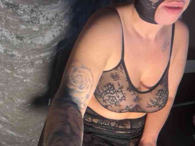 NaughtyCouple8988 webcam