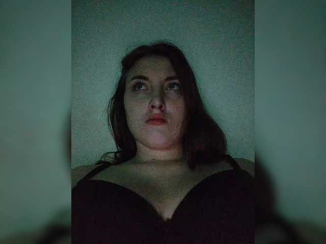 AlinaLili's BongaCams show and profile