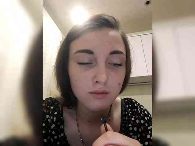 online free chat AlinaLili