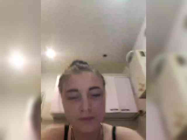 Monika_live webcam
