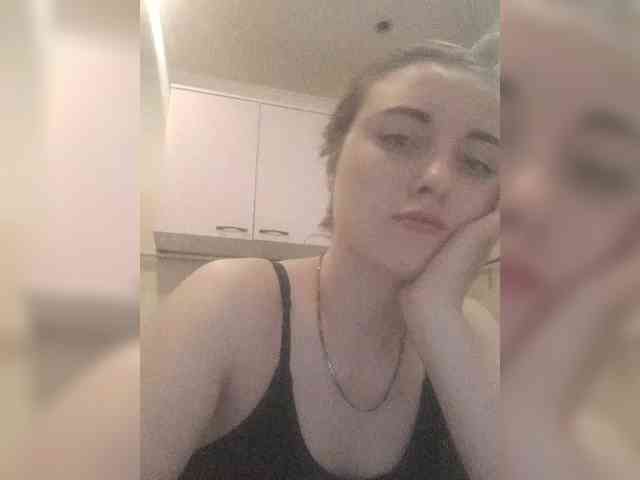 Monika_live webcam