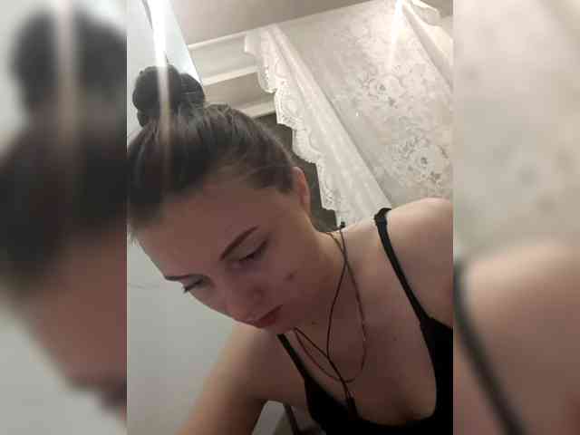 Monika_live webcam