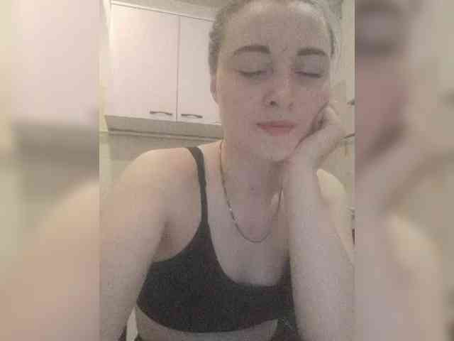Monika_live webcam