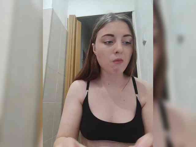 Monika_live webcam