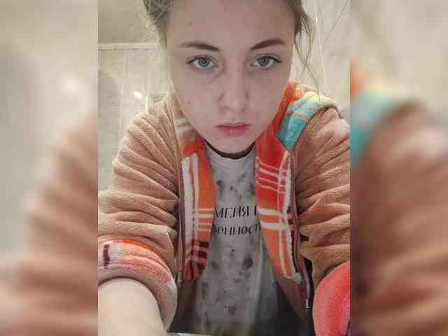 Monika_live webcam
