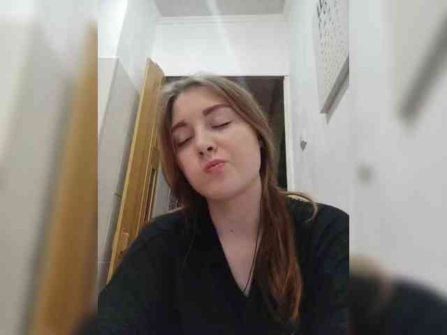 Monika_live webcam