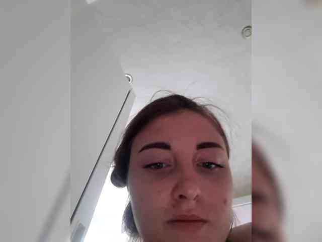 Monika_live webcam