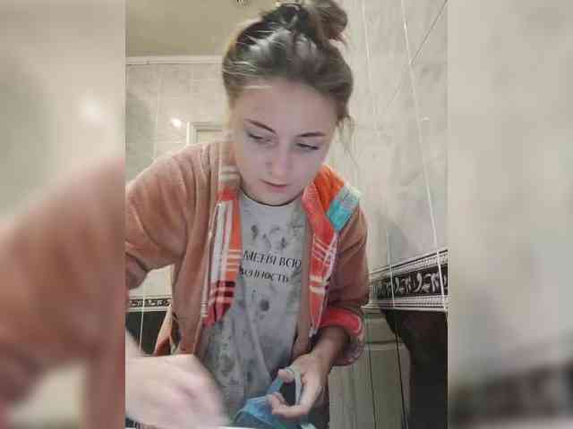 Monika_live webcam