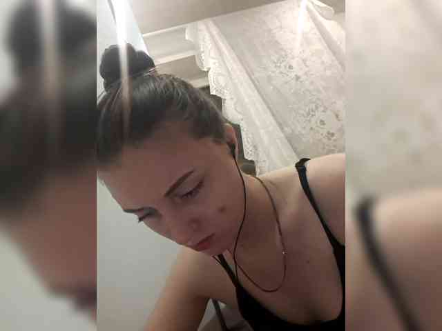 Monika_live webcam