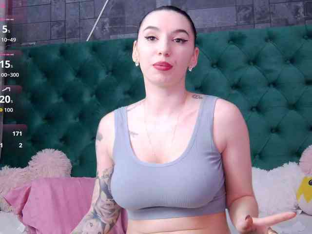 BriannaBratty webcam