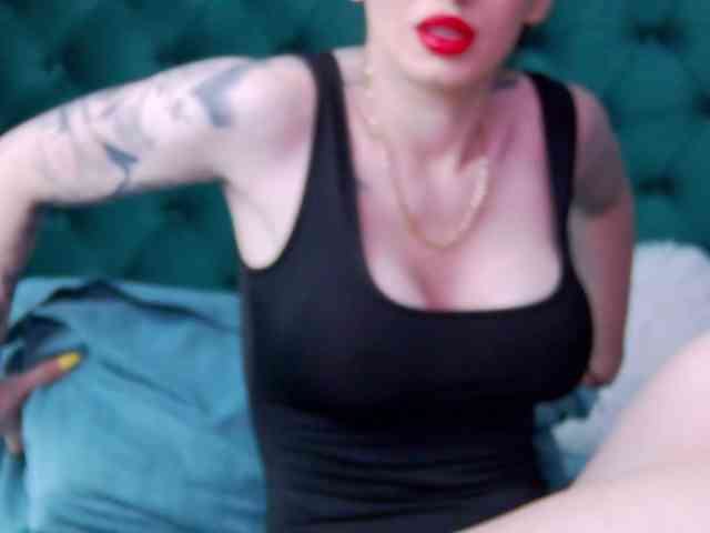 BriannaBratty webcam