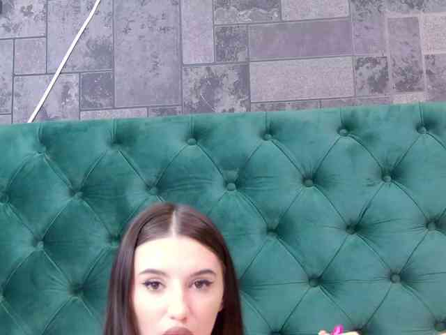BriannaBratty webcam