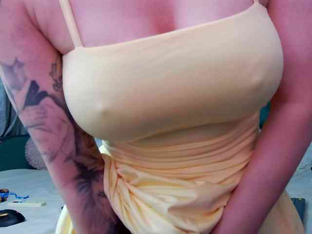 BriannaBratty webcam