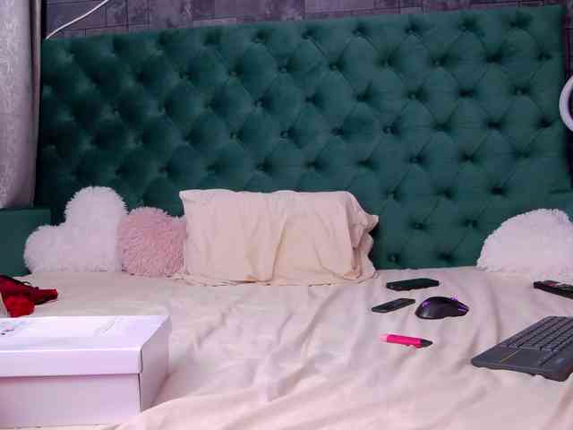 BriannaBratty webcam