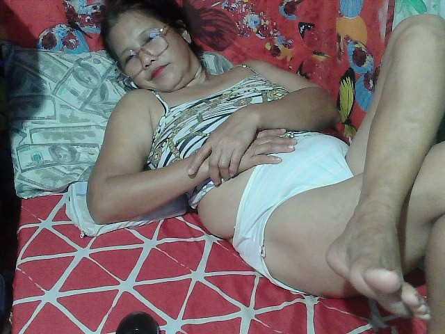 scarllettxxx from BongaCams