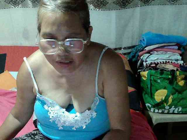 scarllettxxx webcam