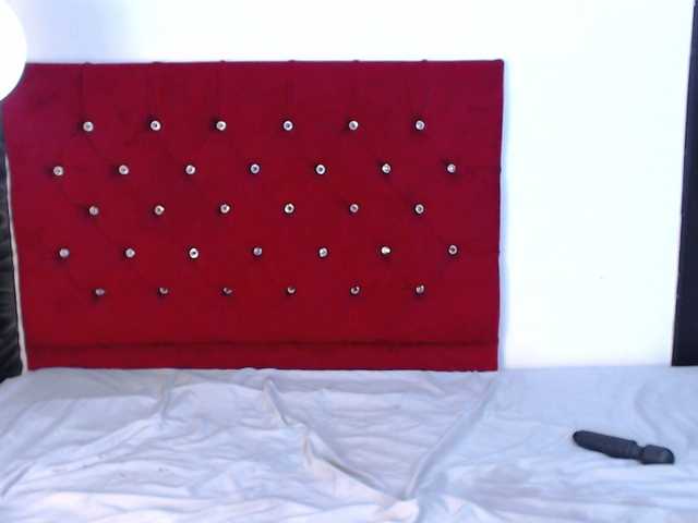  Victoria-Coleman chat room