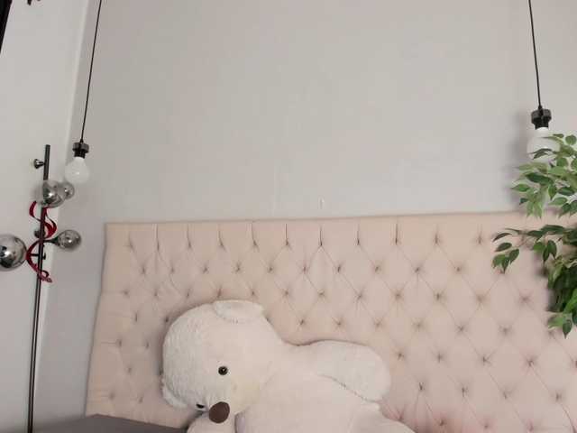 Victoria-Coleman's BongaCams show and profile