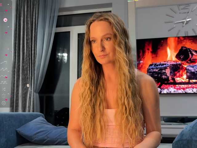 Peeach's BongaCams show and profile