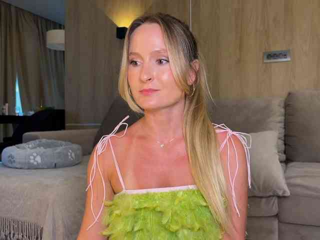 Peach_juice webcam