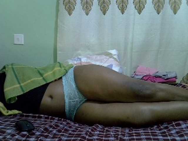 Sexxydivey1's BongaCams show and profile