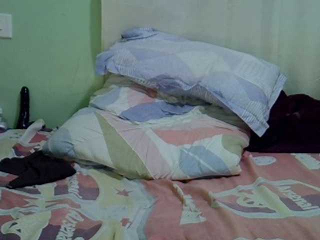 Sexxydivey1's BongaCams show and profile