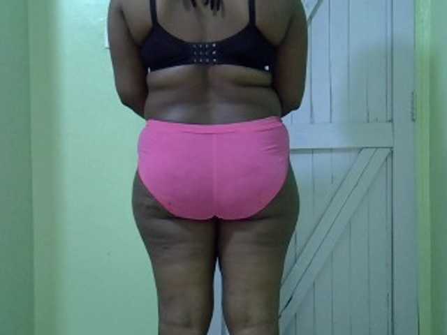 Sexxydivey1's BongaCams show and profile