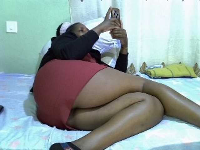 Sexxydivey1's BongaCams show and profile