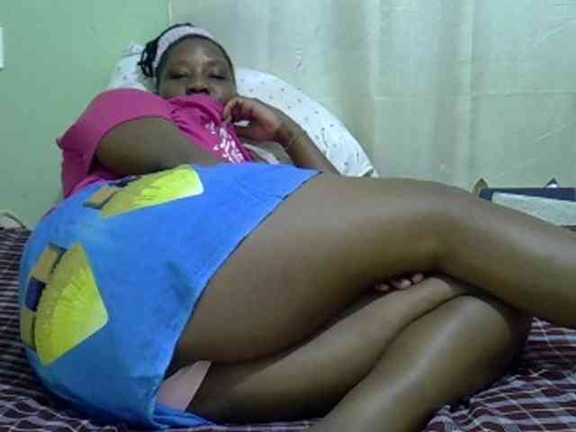 Sexxydivey1 Live Webcam on BongaCams