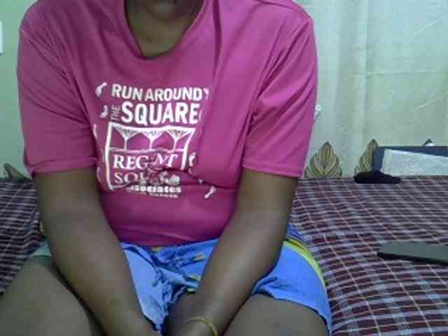 Sexxydivey1 Live Webcam on BongaCams